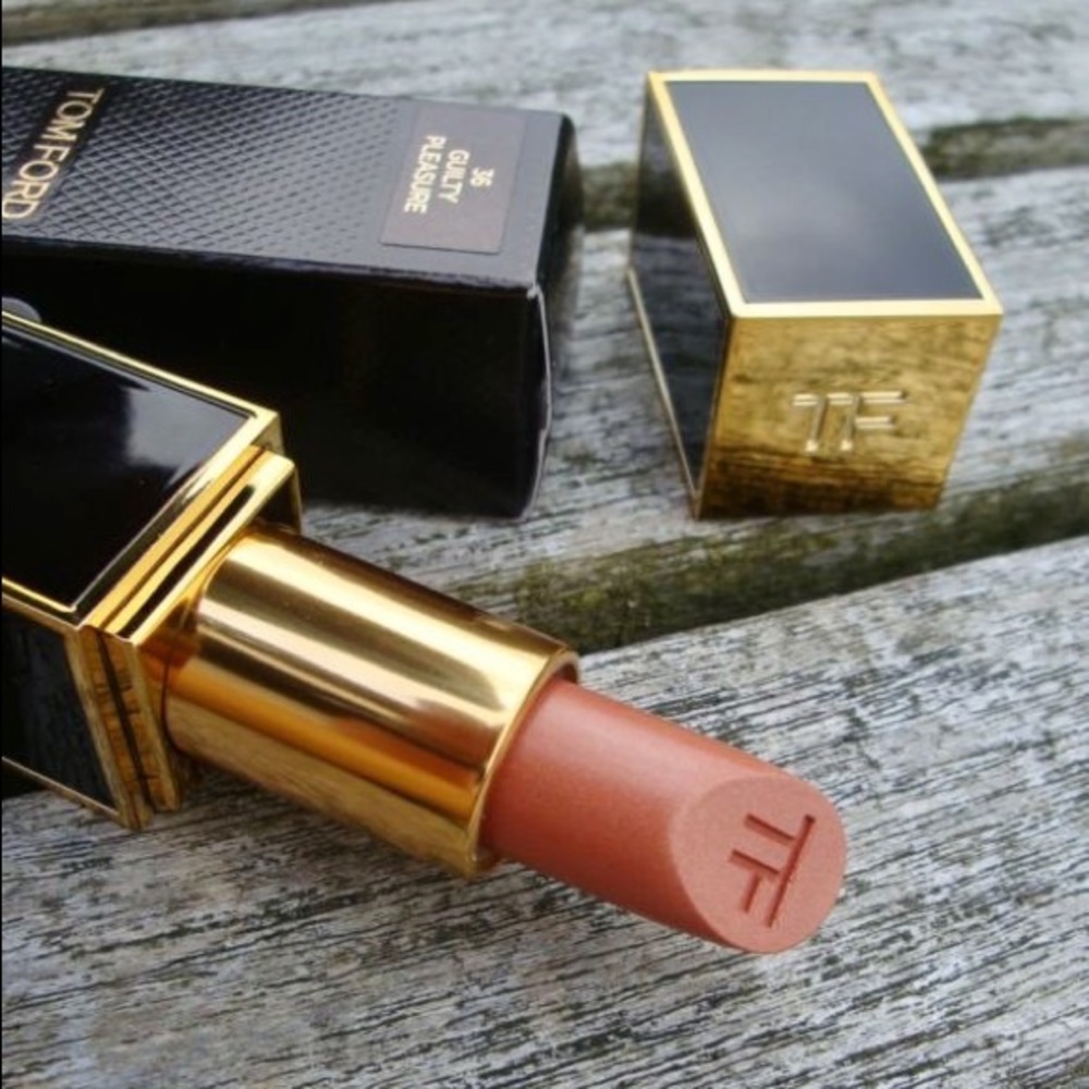NIB TOM FORD LIPSTICK in Guilty Pleasure - Picture 1 of 5